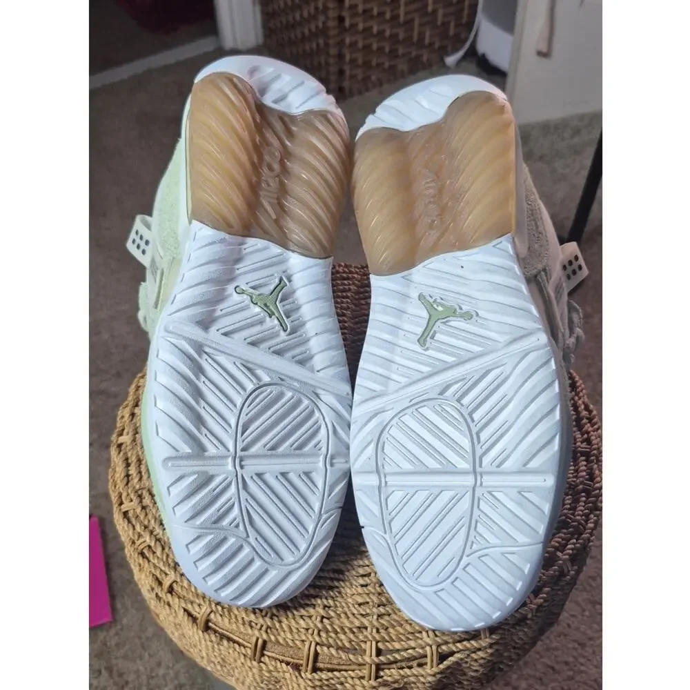 Jordan MA2 Honeydew Size 10